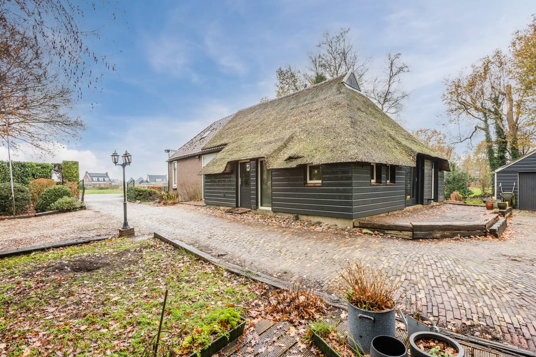 Photo 2 of Eesveenseweg 97