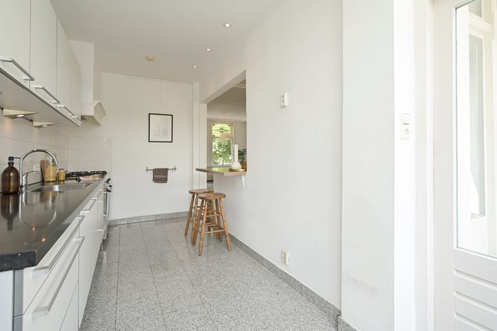 Photo 11 of Kanaalweg 19-A