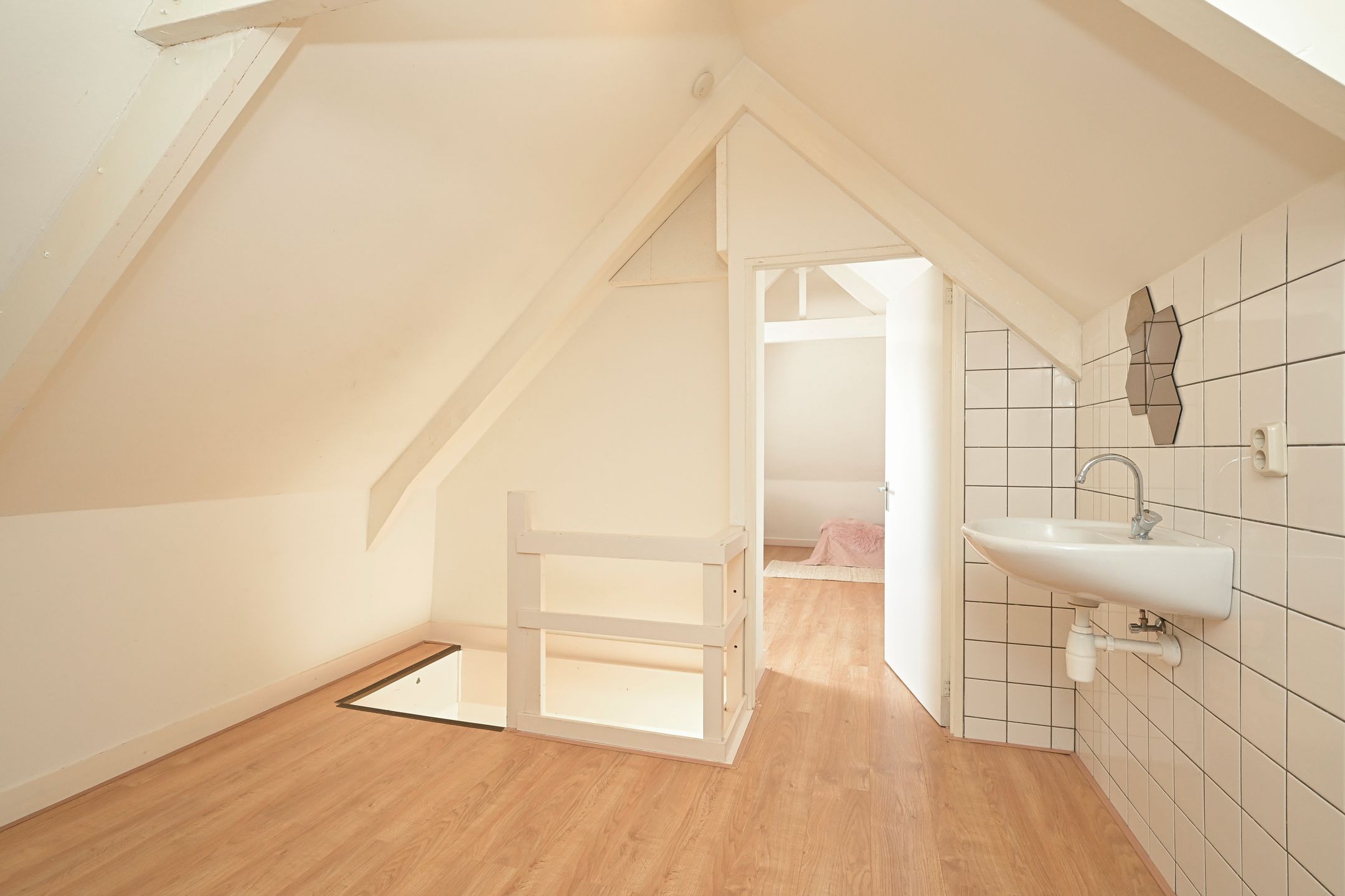 Foto 24 van Kanaalweg 19-A