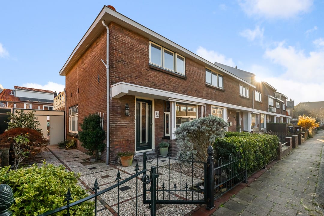 Foto 1 van Van Genderenstraat 14