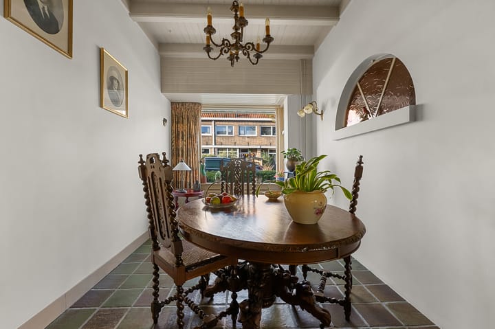 Foto 6 van Van Genderenstraat 14