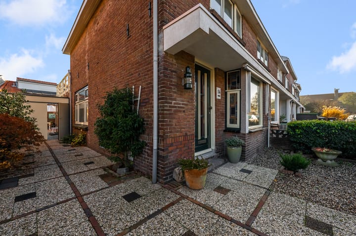 Foto 21 van Van Genderenstraat 14