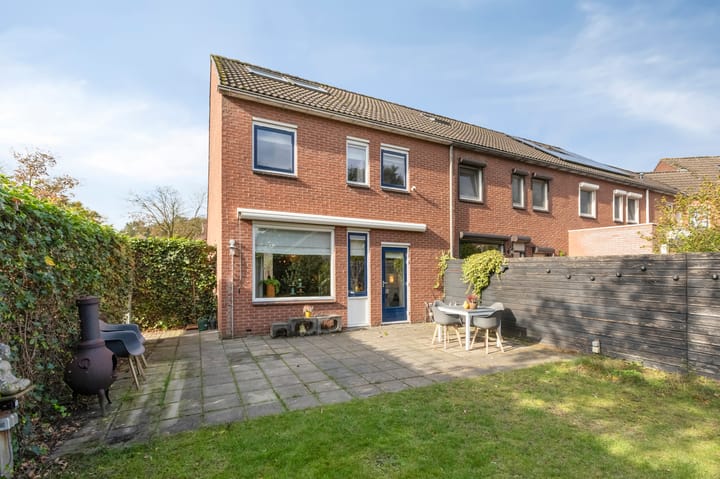 Foto 24 van Planetenstraat 30