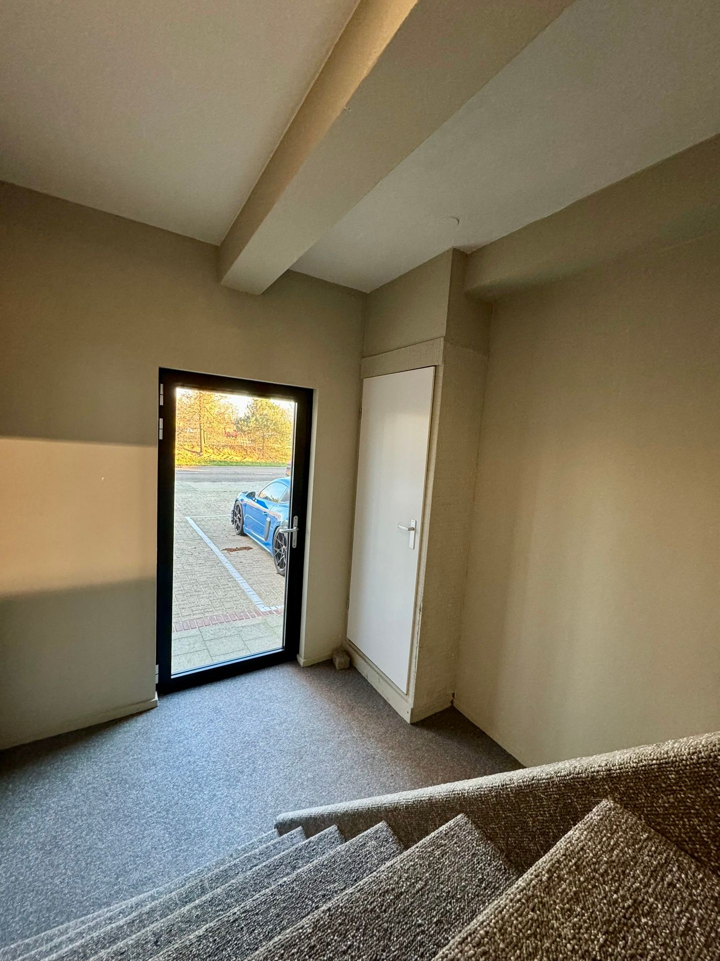 View photo 2 of Mercuriusstraat 3-A