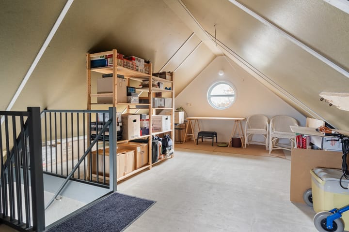 Photo 32 of Homaat 17