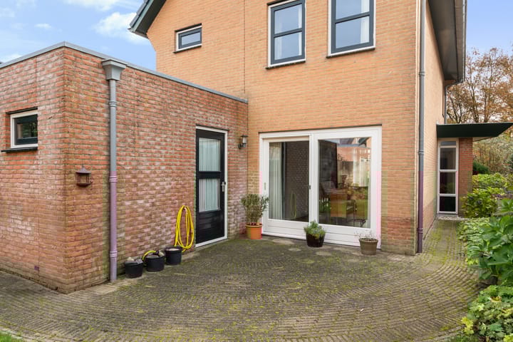 Photo 37 of Homaat 17