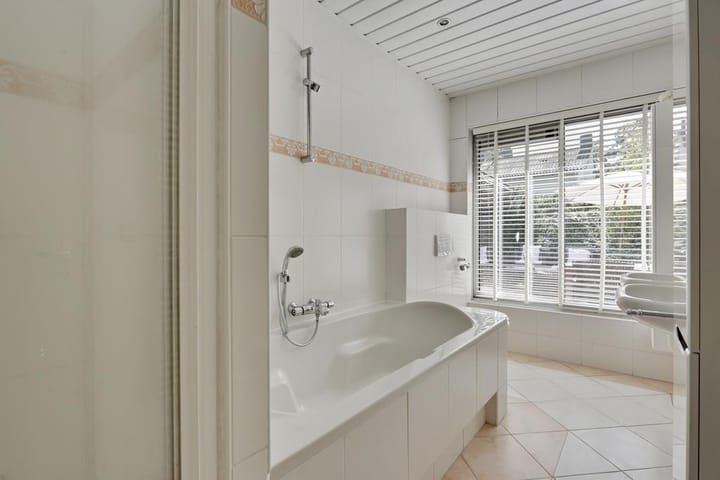 Foto 17 van Zonneweilaan 15