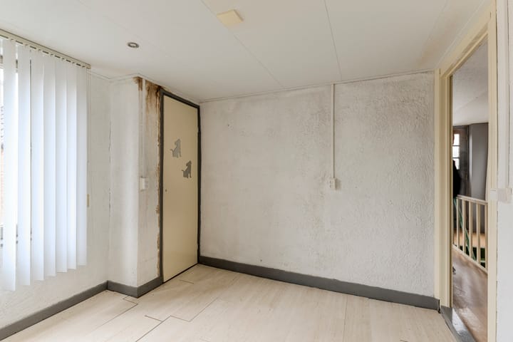 Photo 13 of Leharstraat 43