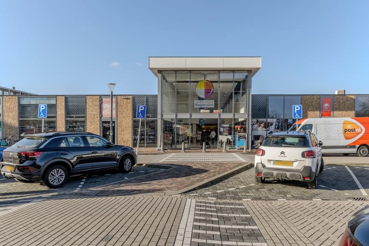 Photo 25 of Leharstraat 43