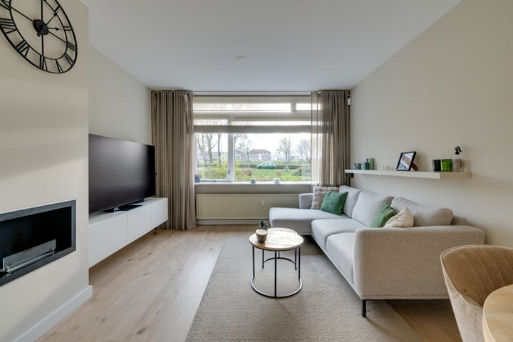 Photo 6 of Zuiderweg 182