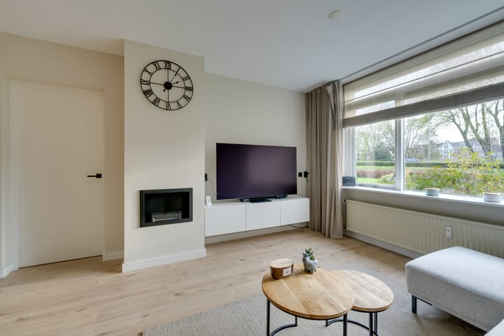 Photo 8 of Zuiderweg 182