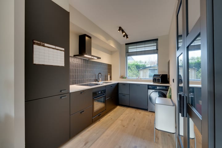 Photo 15 of Zuiderweg 182