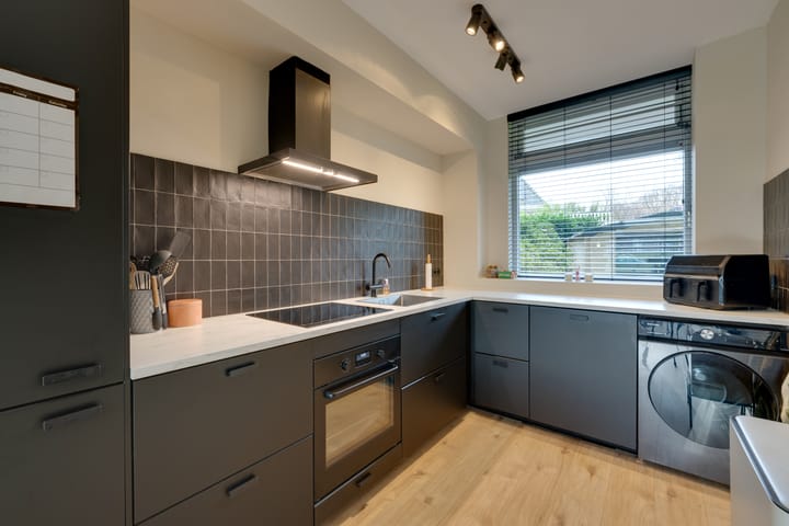 Photo 16 of Zuiderweg 182