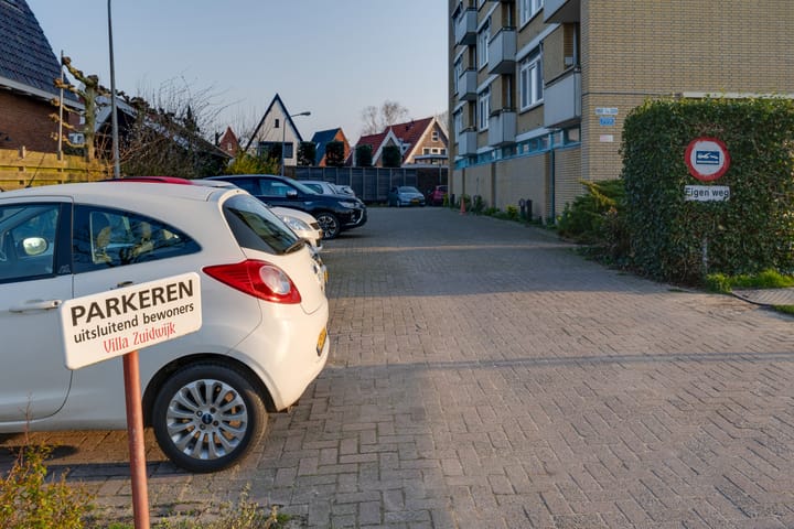 Photo 36 of Zuiderweg 182