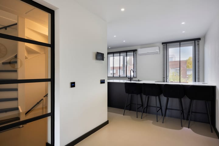 Photo 15 of Leonard Springerlaan 140