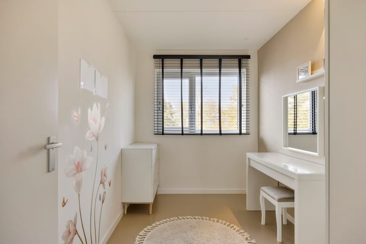 Photo 24 of Leonard Springerlaan 140