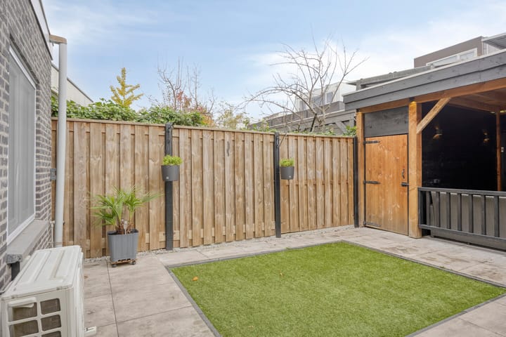 Photo 27 of Leonard Springerlaan 140