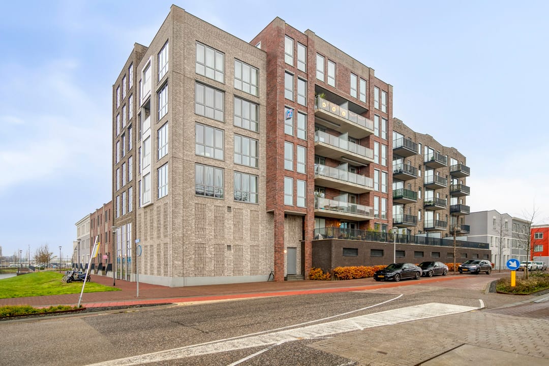 Foto 1 van Colognekaai 4-E