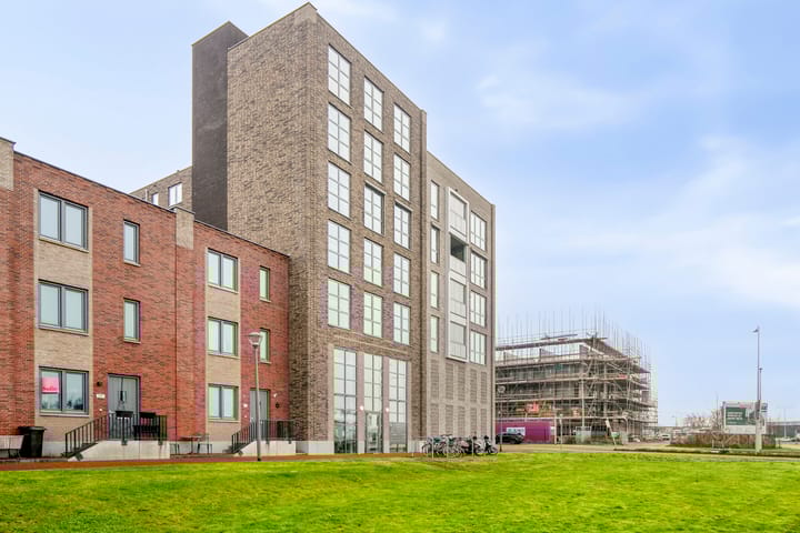 Photo 21 of Colognekaai 4-E