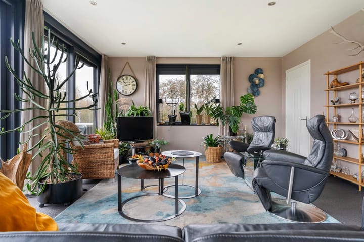 Photo 41 of Zandweegbree 4