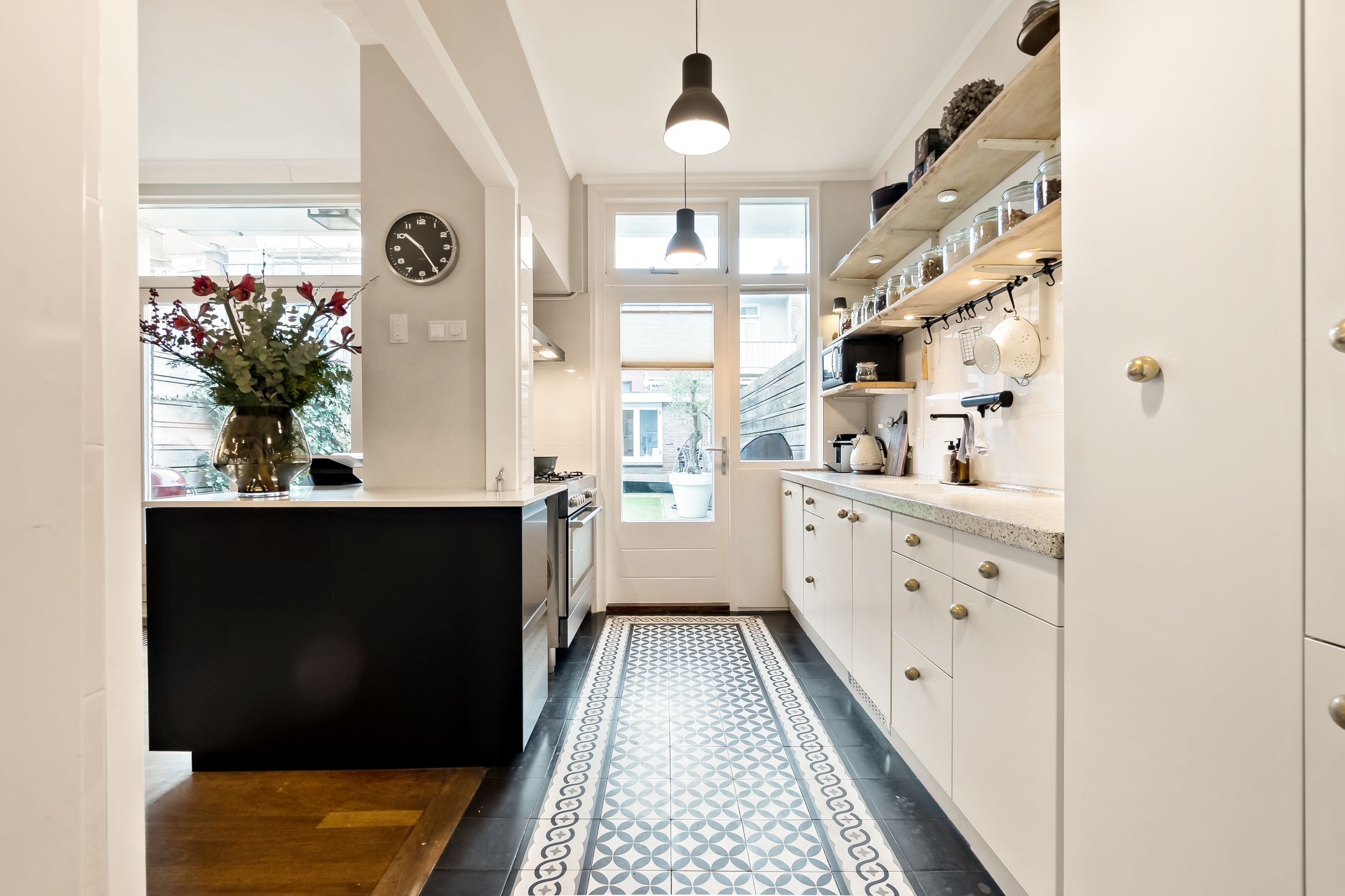 Photo 27 of Van Boetzelaerlaan 202