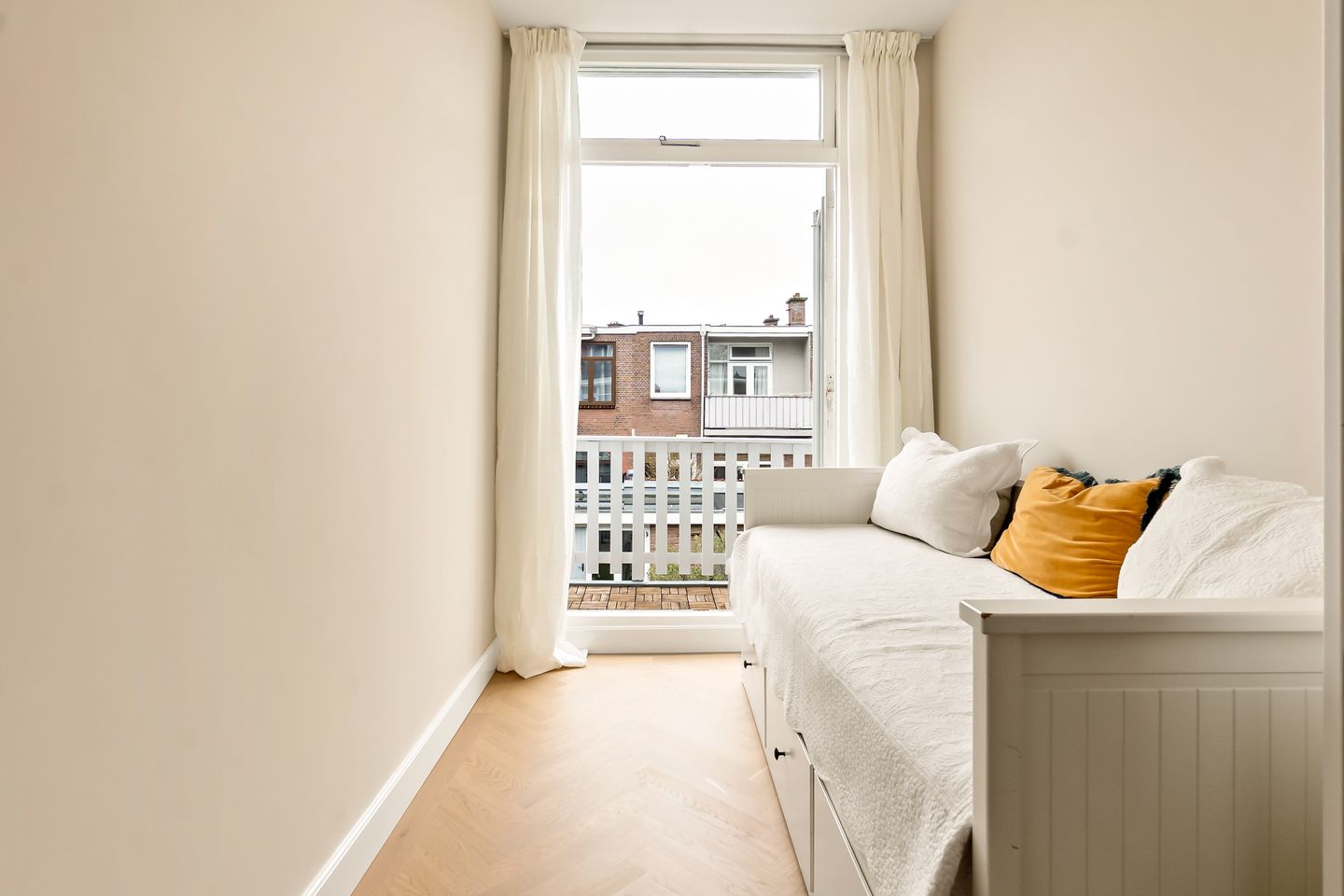 Photo 44 of Van Boetzelaerlaan 202