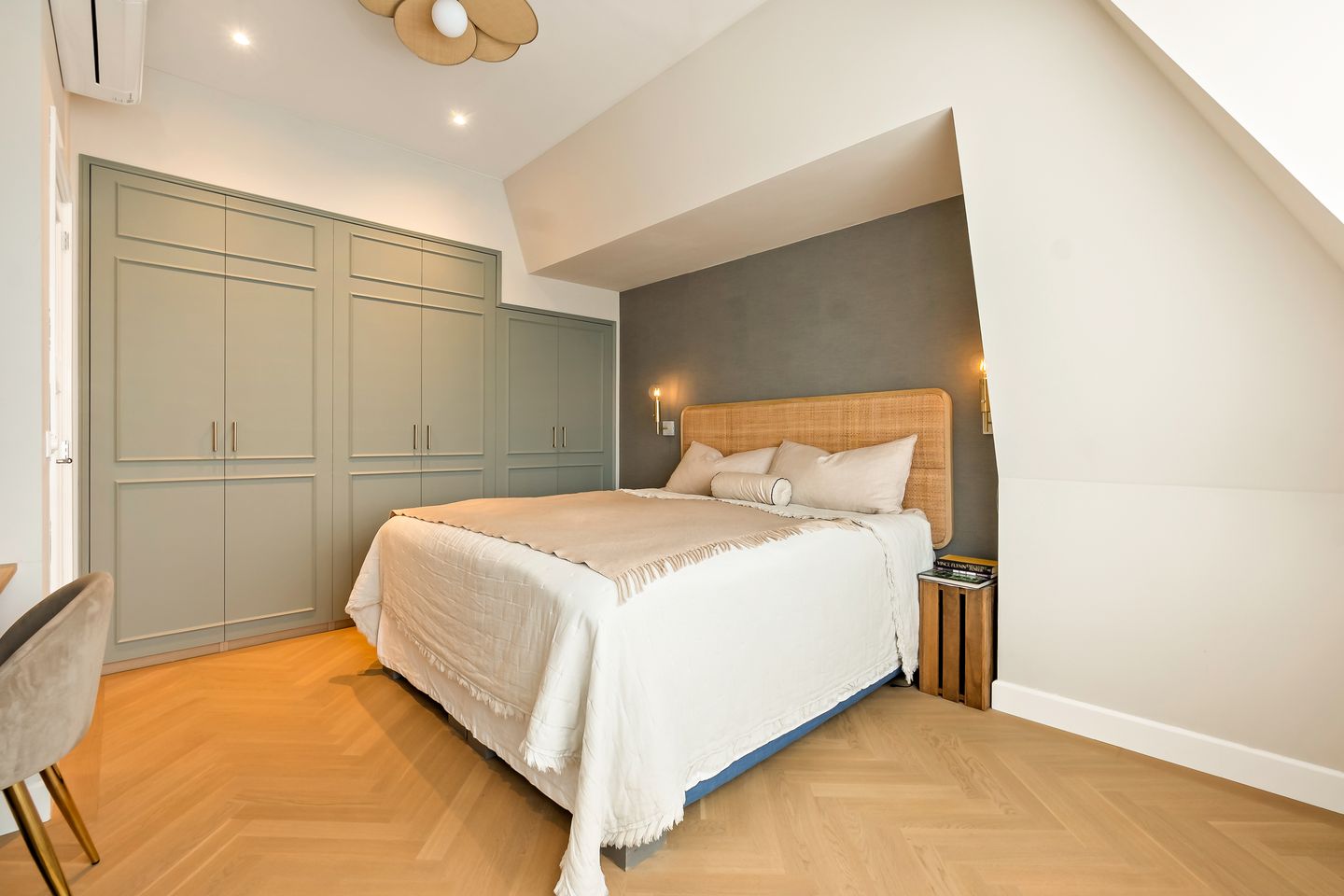 Photo 59 of Van Boetzelaerlaan 202