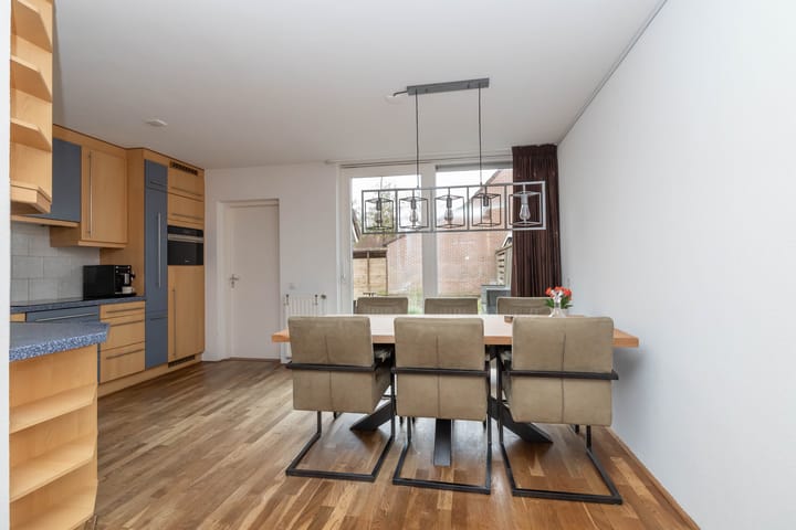 Foto 14 van Wetsteen 5