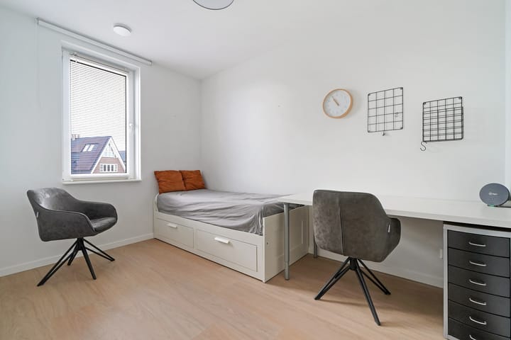 Foto 28 van Miles Davisstraat 49