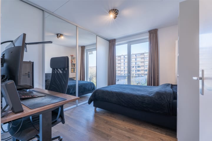 Foto 13 van Jaap van der Hoekplaats 76