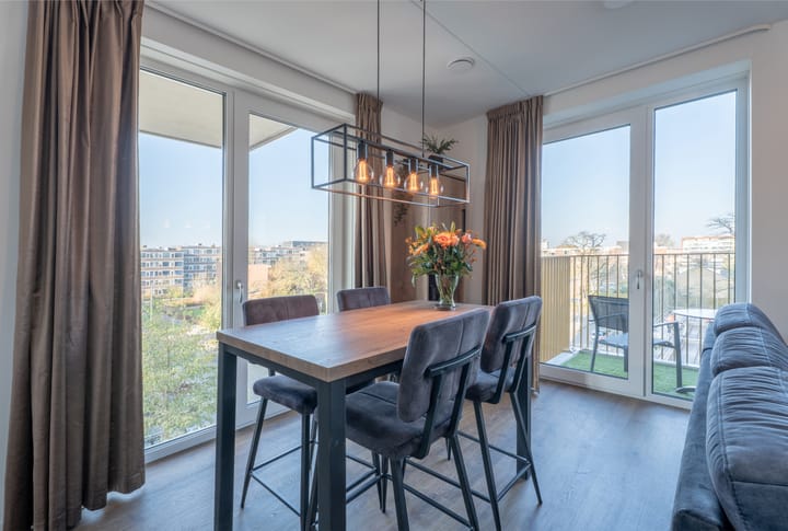 Foto 19 van Jaap van der Hoekplaats 76