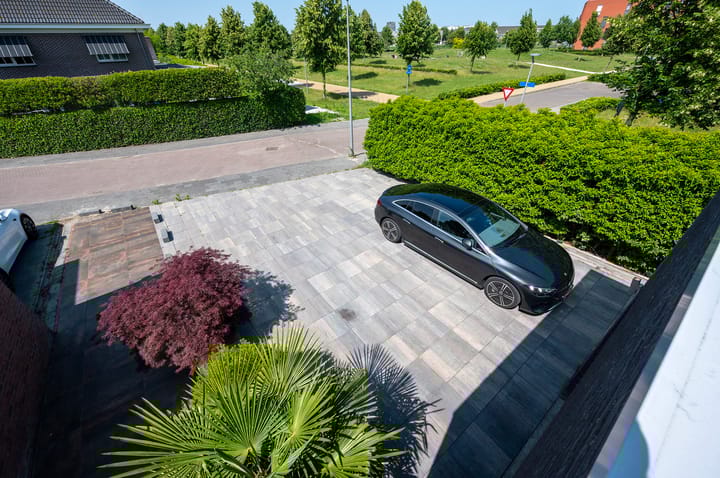 Photo 5 of Roald Amundsenstraat 1