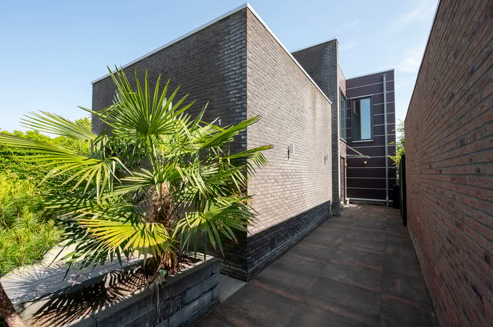 Photo 6 of Roald Amundsenstraat 1