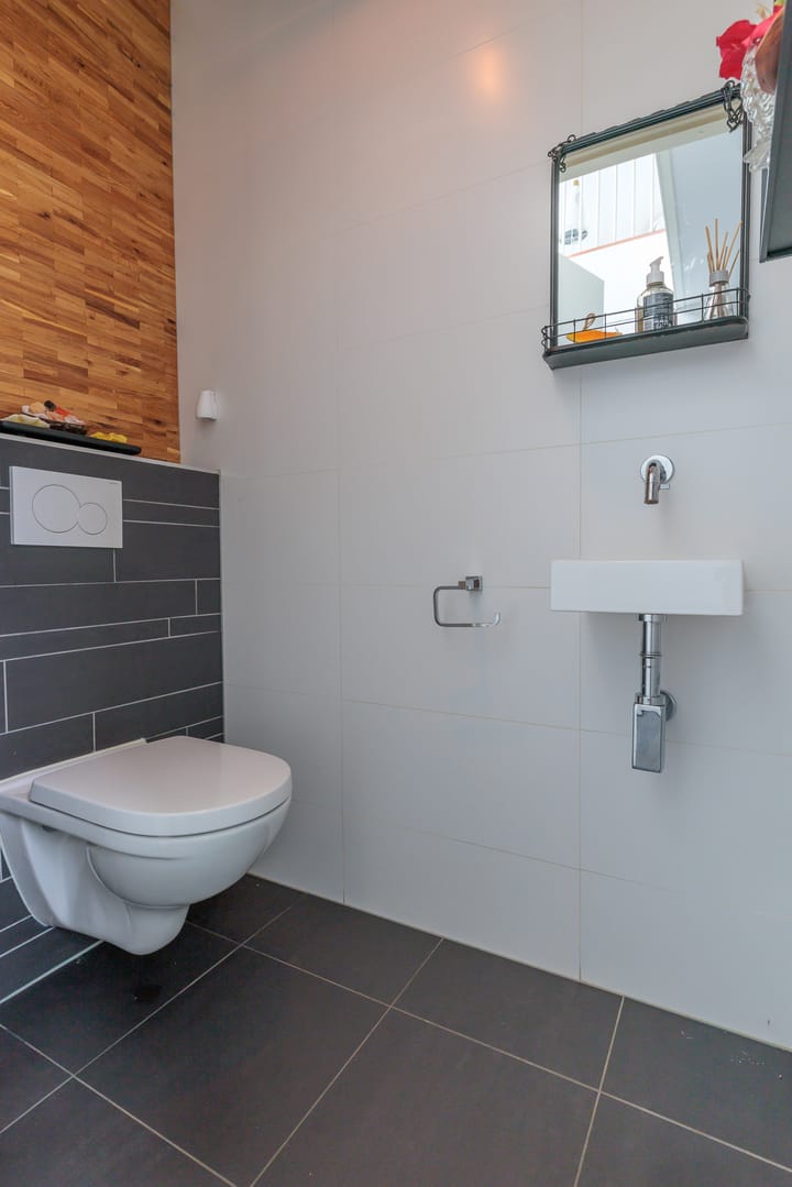 Photo 12 of Roald Amundsenstraat 1