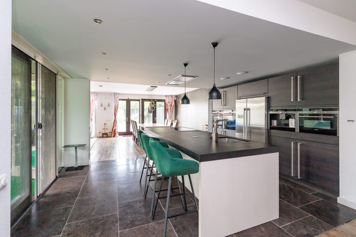 Photo 18 of Roald Amundsenstraat 1