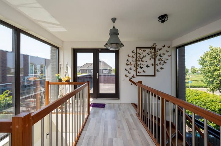 Photo 34 of Roald Amundsenstraat 1