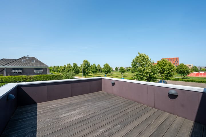 Photo 36 of Roald Amundsenstraat 1