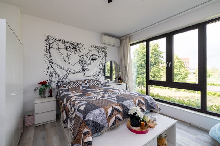 Photo 42 of Roald Amundsenstraat 1