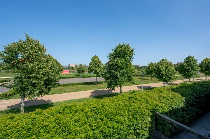 Photo 56 of Roald Amundsenstraat 1