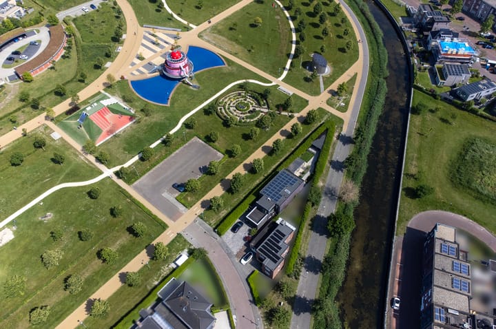 Photo 58 of Roald Amundsenstraat 1