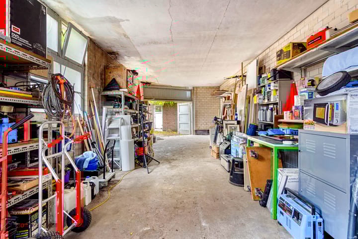 Photo 31 of Jan Luykenstraat 4