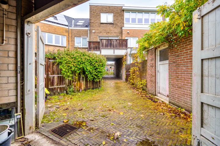 Photo 33 of Jan Luykenstraat 4