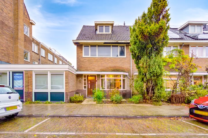 Photo 35 of Jan Luykenstraat 4