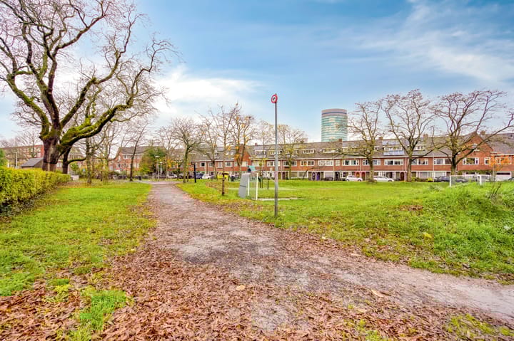 Photo 38 of Jan Luykenstraat 4