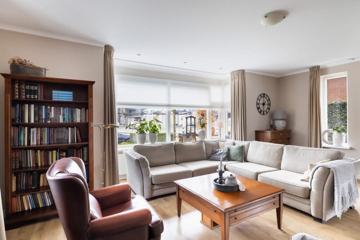 Photo 5 of Hoofdweg 115