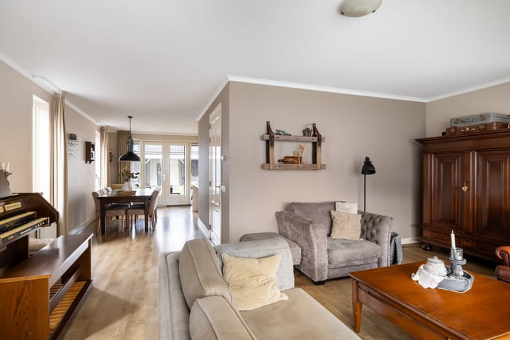 Foto 7 van Hoofdweg 115