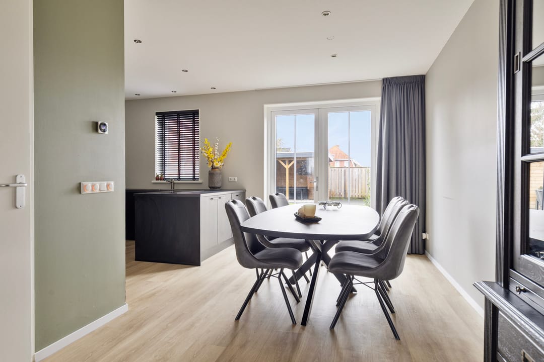 Foto 8 van Doorloper 66