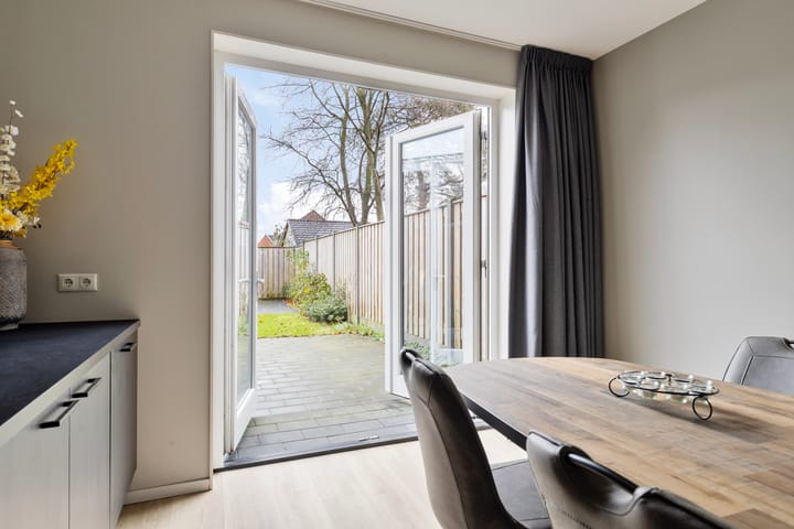 Foto 10 van Doorloper 66