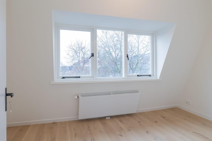 Photo 26 of Soendastraat 1