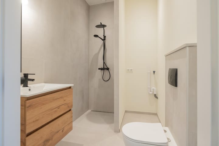 Photo 31 of Soendastraat 1